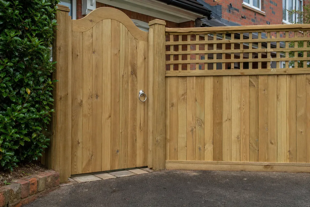 Wooden side gate and fence panel replacement in Newcastle-under-Lyme